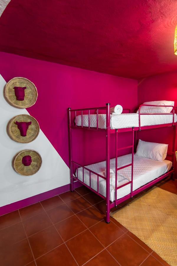 Why Not Hotel Антигуа-Гватемала Экстерьер фото